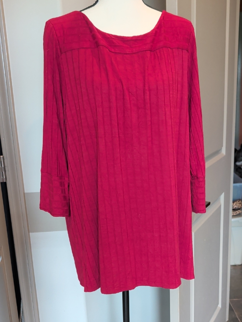 Chico's Fuchsia Long-Sleeve Ribbed Tunic Dress